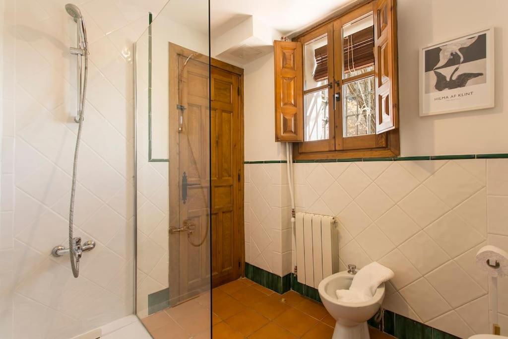 Casa Tipica Del Albaicin Con Interior De Diseno Villa Granada Exteriör bild