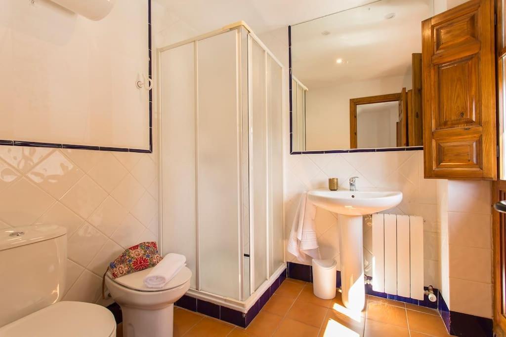 Casa Tipica Del Albaicin Con Interior De Diseno Villa Granada Exteriör bild